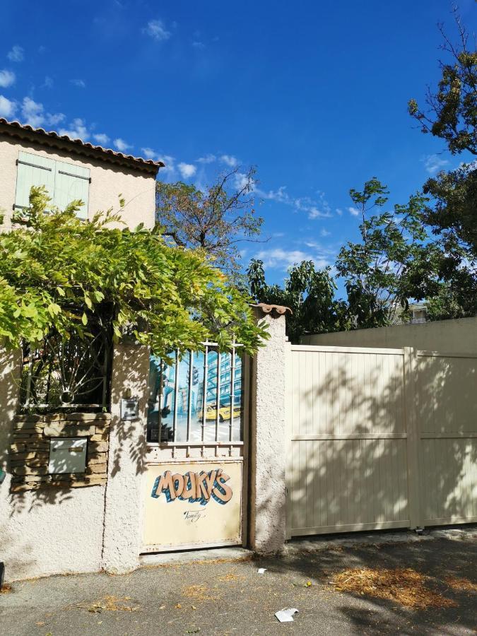 Appartement En Sous Sol De Villa Avec Acces Jardin Et Piscine มาร์กเซย ภายนอก รูปภาพ
